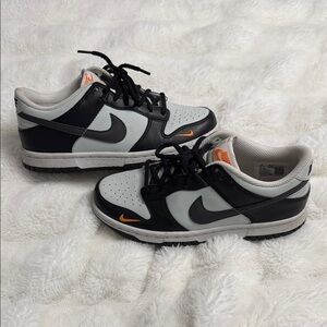 Nike Dunk Low Black Bright Mandarin Mini Swoosh (GS)